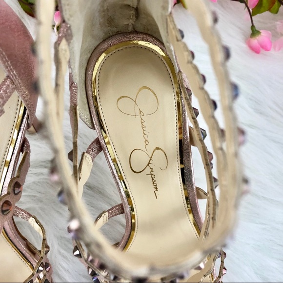 💲🔻NIB JESSICA SIMPSON Champagne Studded Heels - Picture 5 of 8